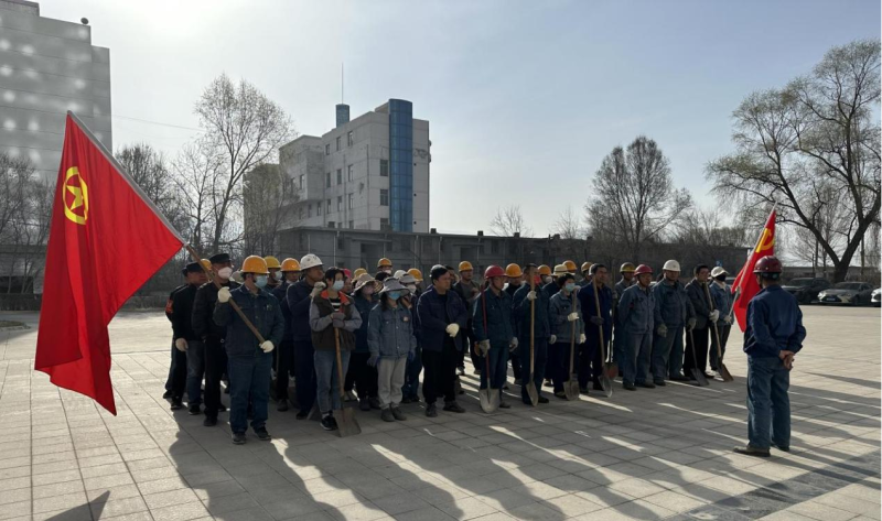 物产工投公司基层党支部和公司团支部联合开展“共筑家园 正植有你”主题党日、团日活动