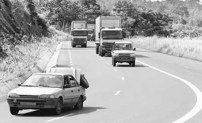 搭中国快车,促非洲发展